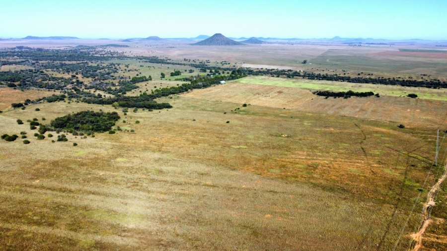 3 Bedroom Property for Sale in Bloemfontein Rural Free State